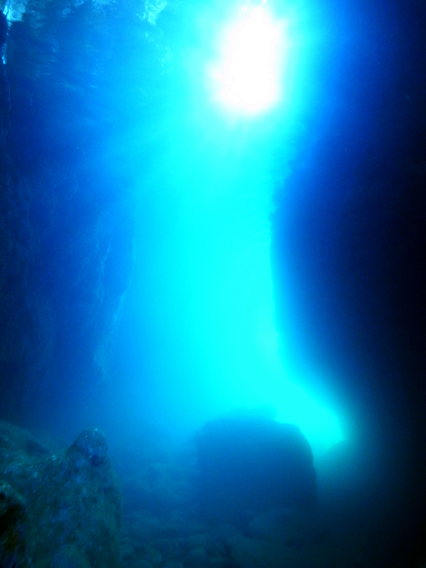 青の洞窟シュノーケリング写真